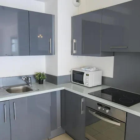 Palais Liberte 아파트 *