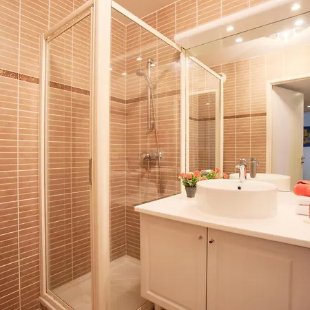 Palais Liberte Apartamento